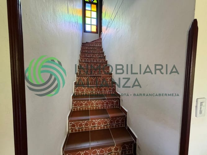 Casa de 3 alcobas en venta en Los Llanitos, Piedecuesta, 250 m² · foto 19 de 24