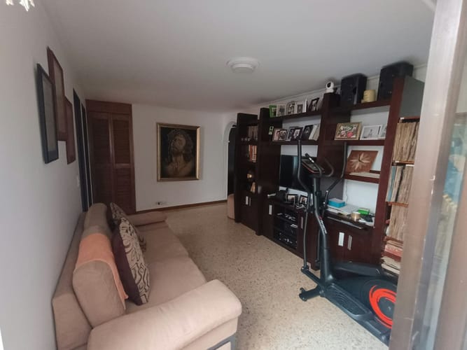 Apartamento de 3 alcobas en venta en Laureles, Medellín, 131 m² · foto 14 de 22