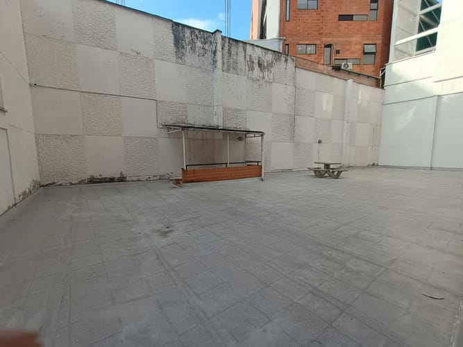 Apartamento de 3 alcobas en venta en Laureles, Medellín, 131 m² · foto 18 de 22