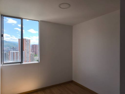 Apartamento de 3 alcobas en venta en Los Alcazares, Sabaneta, 60 m² · foto 11 de 15