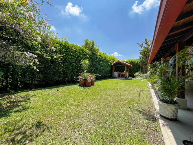 Casa de 4 alcobas en venta en Pance, Cali, 250 m² · foto 3 de 24