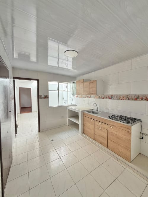 Casa en venta en Jorge Gaitan Cortes, Bogotá · foto 8 de 20