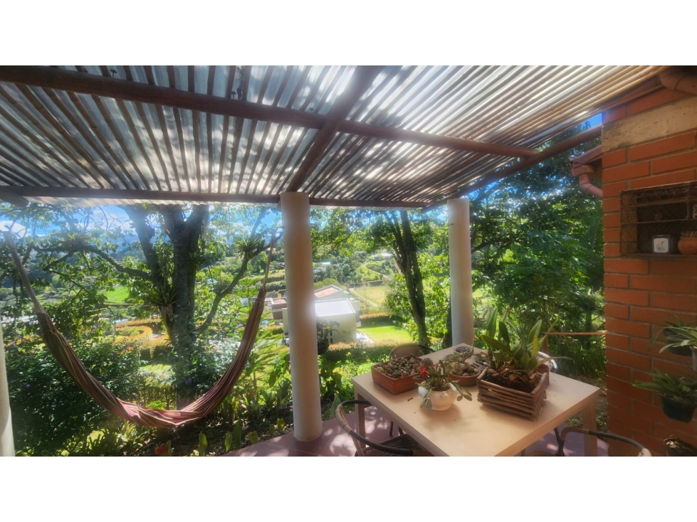Casa de 3 alcobas en venta en La Mosca, Guarne, 168 m² · foto 11 de 24