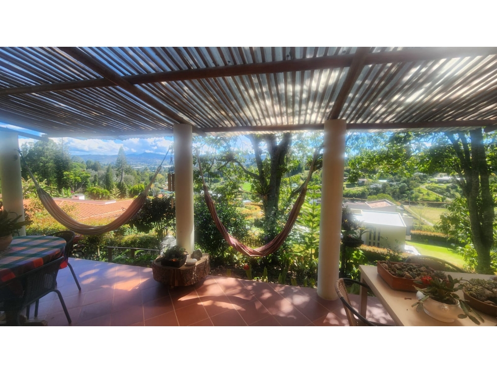 Casa de 3 alcobas en venta en La Mosca, Guarne, 168 m² · foto 12 de 24