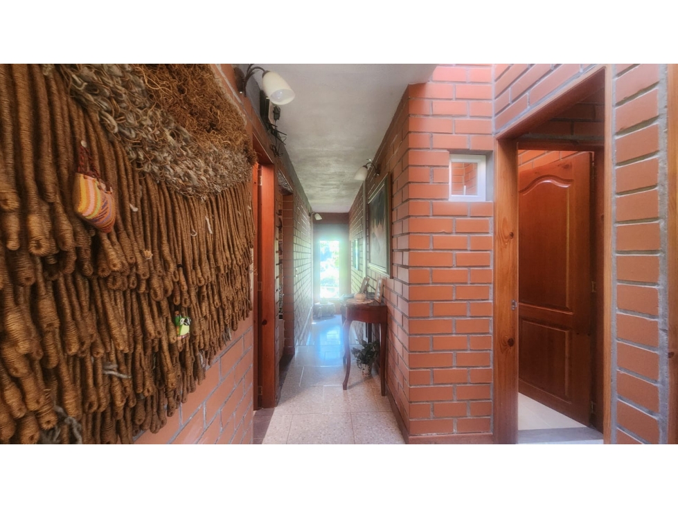 Casa de 3 alcobas en venta en La Mosca, Guarne, 168 m² · foto 15 de 24