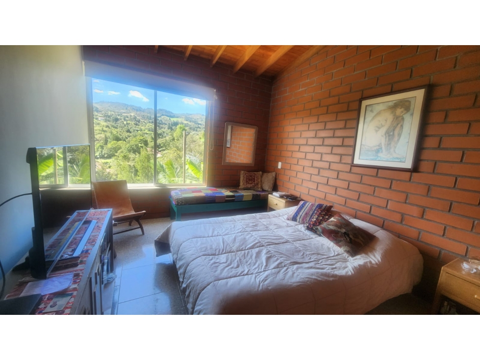 Casa de 3 alcobas en venta en La Mosca, Guarne, 168 m² · foto 16 de 24