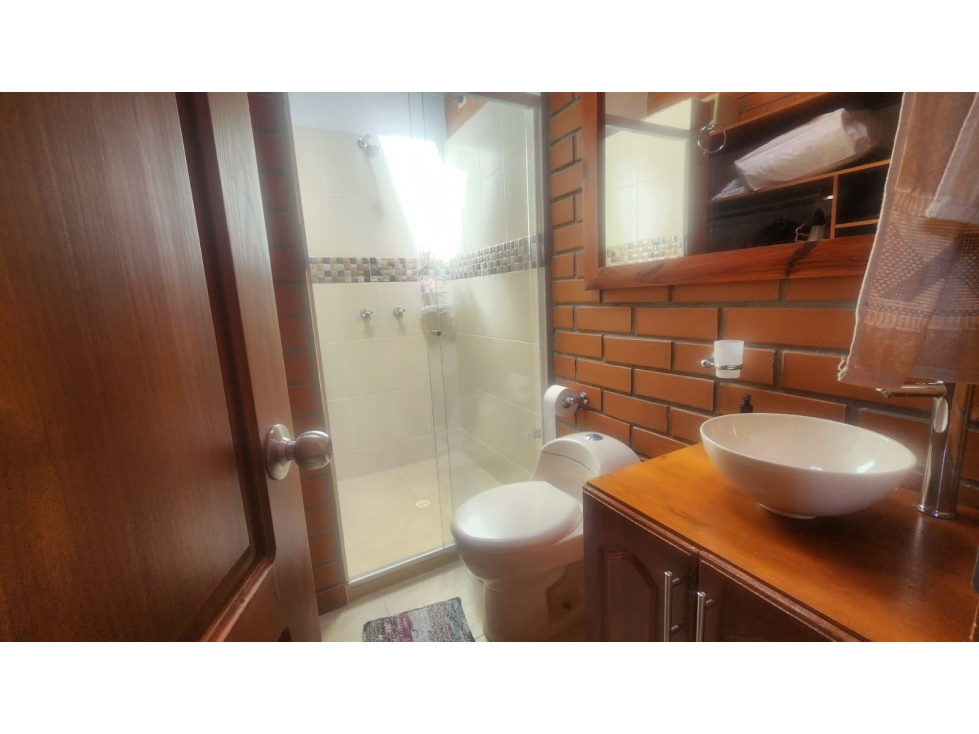 Casa de 3 alcobas en venta en La Mosca, Guarne, 168 m² · foto 20 de 24