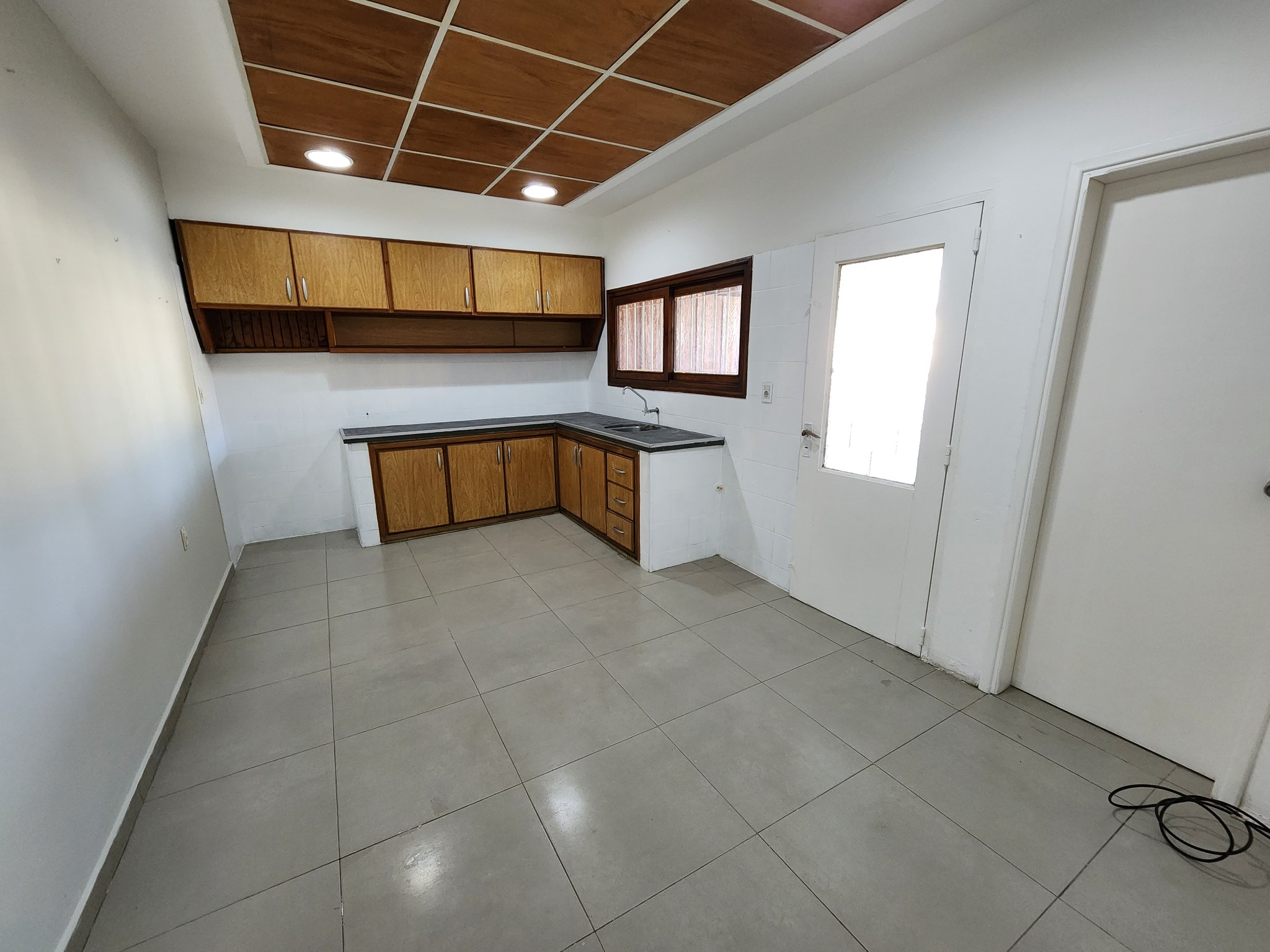 CASA TIPO APARTAMENTO EN EL CENTRO DE LAGOMAR!! · Foto 3
