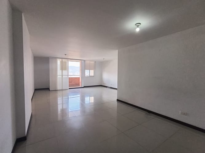 Apartamento de 3 alcobas en arriendo en Loma Del Esmeraldal, Envigado, 112 m² · foto 8 de 20