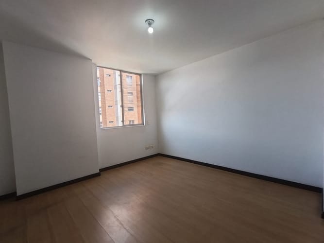 Apartamento de 3 alcobas en arriendo en Loma Del Esmeraldal, Envigado, 112 m² · foto 18 de 20