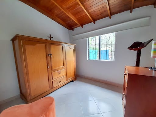 Casa de 5 alcobas en venta en El Chocho, Envigado, 194 m² · foto 9 de 15