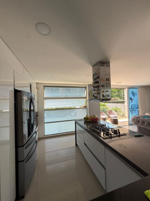 Casa de 3 alcobas en venta en Picaleña Y Mirolindo, Ibagué, 220 m² · foto 7 de 11