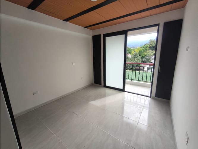 Edificio en venta en El Gran Limonar Cataya, Cali, 1100 m² · foto 20 de 24