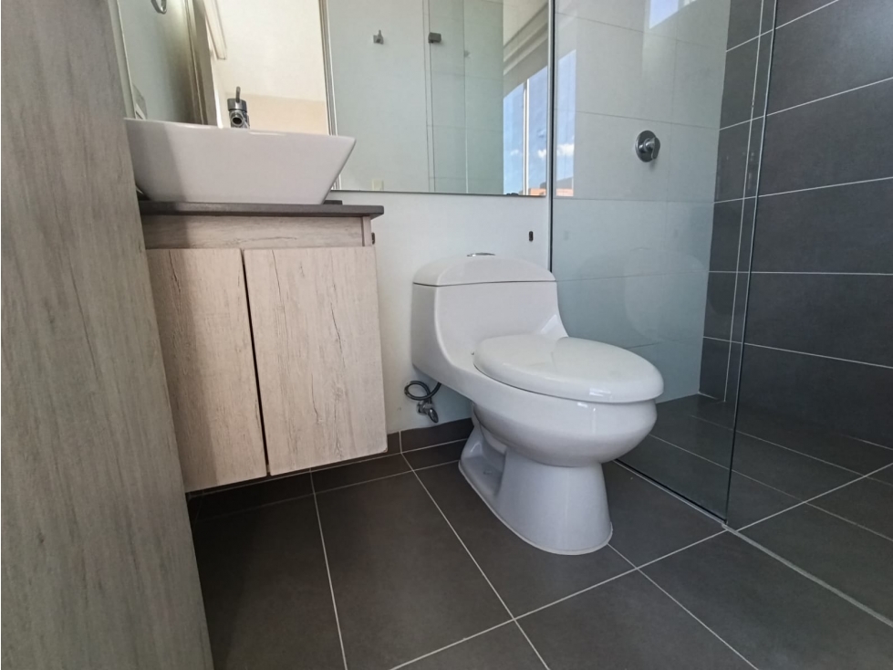 Apartamento en venta en Loma Del Escobero, Envigado · foto 13 de 15