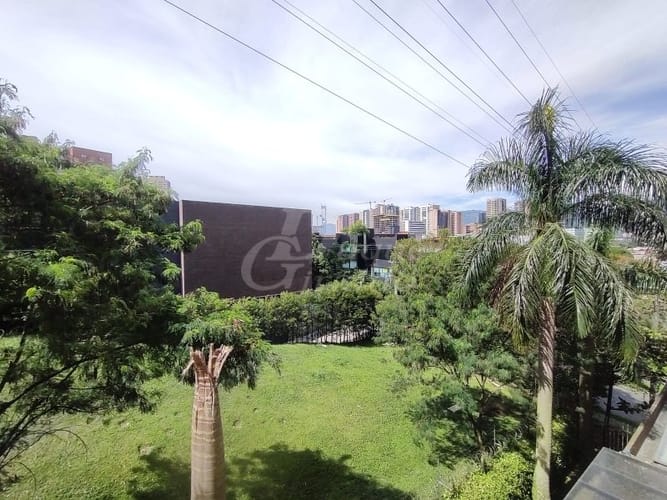 Oficina en arriendo en Colombia, Medellín, 64 m² · foto 4 de 12