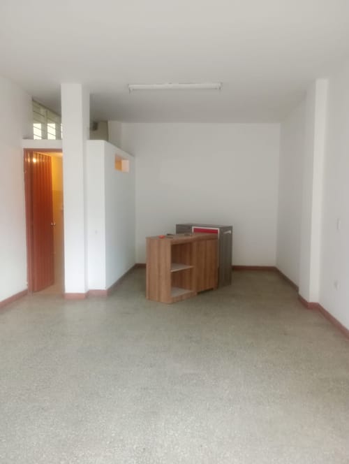 Bodega en arriendo en La Floresta, Cali, 35 m² · foto 2 de 6
