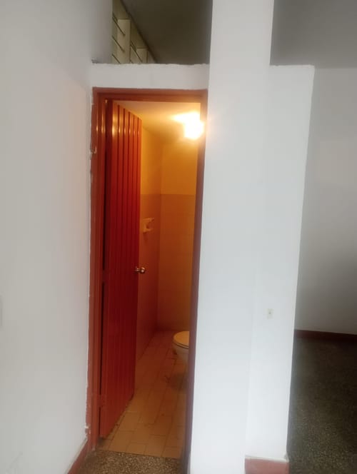 Bodega en arriendo en La Floresta, Cali, 35 m² · foto 3 de 6