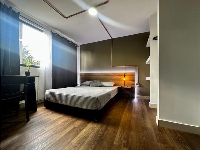 Apartaestudio en venta en La Aguacatala, Medellín, 245 m² · foto 8 de 24