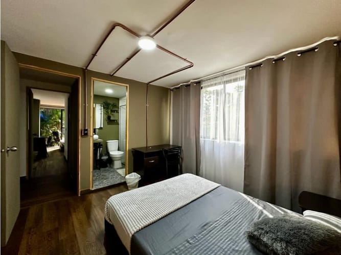 Apartaestudio en venta en La Aguacatala, Medellín, 245 m² · foto 22 de 24