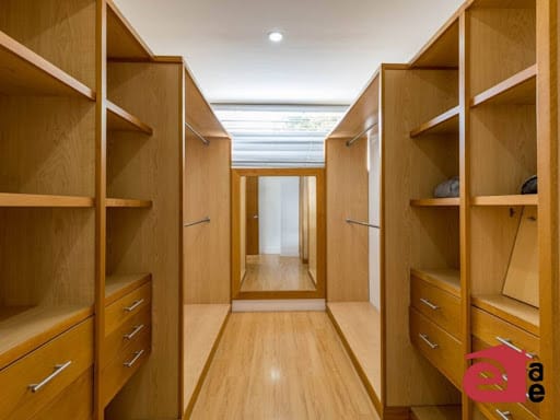 Casa de 6 alcobas en arriendo en Belén, Medellín, 502 m² · foto 8 de 24