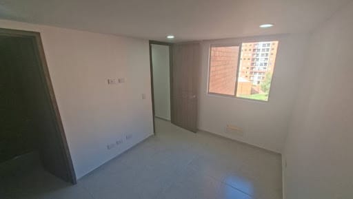 Apartamento de 3 alcobas en arriendo en La Prosperidad, Madrid, 52 m² · foto 12 de 14