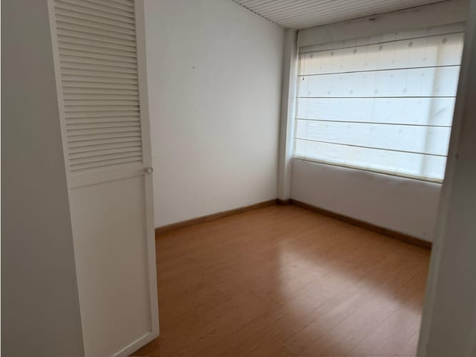 Apartamento de 3 alcobas en arriendo en Chico Norte, Bogotá, 165 m² · foto 9 de 20