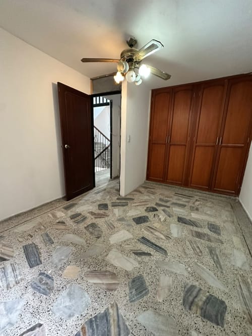 Casa de 7 alcobas en venta en Metropolitano Del Norte, Cali, 336 m² · foto 10 de 15