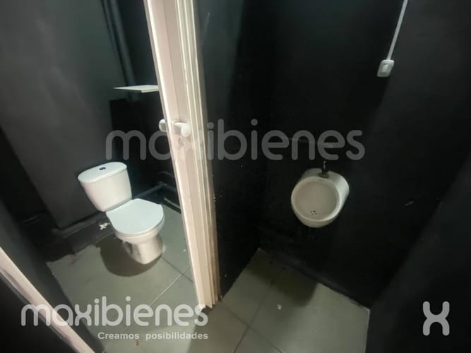 Local en arriendo en San Isidro, Medellín, 50 m² · foto 9 de 12