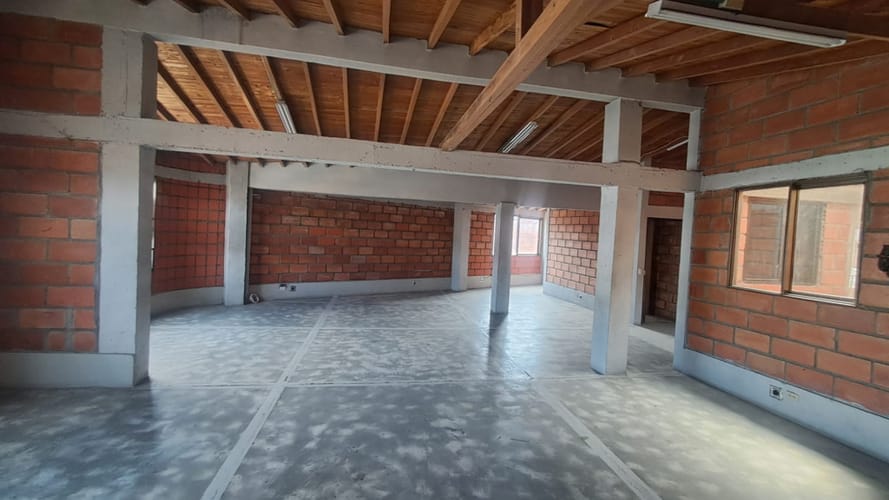 Bodega en arriendo en Viviendas Del Sur, Medellín, 105 m² · foto 3 de 10