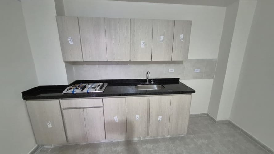 Apartamento de 3 alcobas en venta en Centro, Piedecuesta, 75 m² · foto 4 de 13