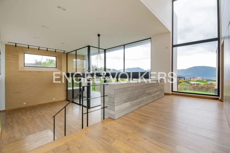 Casa de 4 alcobas en venta en San Gabriel, Sopó, 247 m² · foto 4 de 20