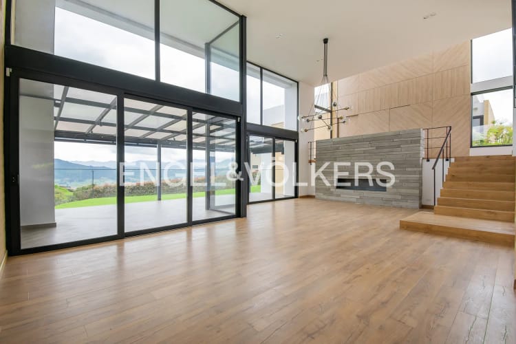 Casa de 4 alcobas en venta en San Gabriel, Sopó, 247 m² · foto 3 de 20