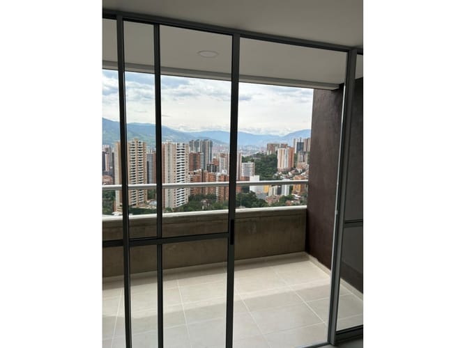 Apartamento de 3 alcobas en venta en Loma De San Jose, Sabaneta, 67 m² · foto 12 de 15