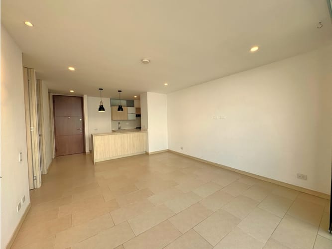 Apartaestudio en venta en Loma De Los Gonzalez, Medellín, 55 m² · foto 8 de 24