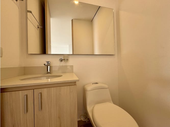 Apartaestudio en venta en Loma De Los Gonzalez, Medellín, 55 m² · foto 9 de 24