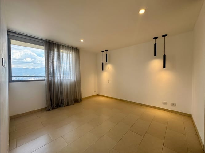 Apartaestudio en venta en Loma De Los Gonzalez, Medellín, 55 m² · foto 10 de 24