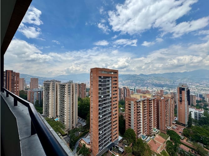 Apartaestudio en venta en Loma De Los Gonzalez, Medellín, 55 m² · foto 14 de 24