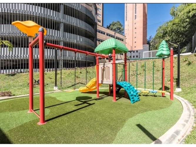 Apartaestudio en venta en Loma De Los Gonzalez, Medellín, 55 m² · foto 22 de 24