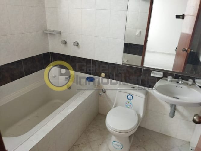 Oficina en arriendo en Garcia Rovira, Bucaramanga, 45 m² · foto 4 de 8