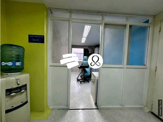 Oficina en venta en La Candelaria, Medellín, 28 m² · foto 6 de 6