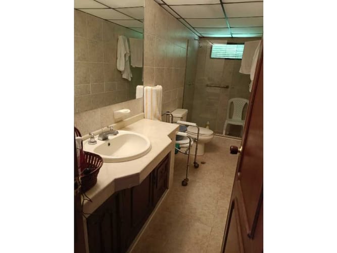 Casa de 4 alcobas en venta en Ciudad Jardin, Cali, 500 m² · foto 13 de 24