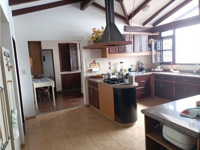 Casa de 4 alcobas en venta en Ciudad Jardin, Cali, 500 m² · foto 15 de 24