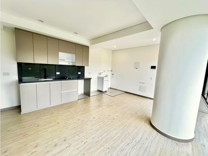 Apartaestudio en venta en Belen Alameda, Medellín, 97 m² · foto 2 de 21
