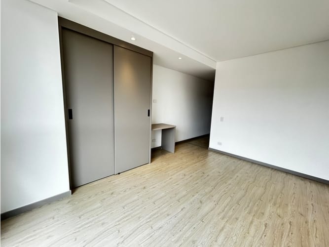 Apartaestudio en venta en Belen Alameda, Medellín, 97 m² · foto 20 de 21