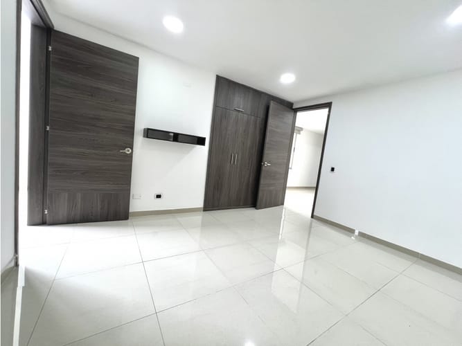 Casa de 5 alcobas en venta en La Flora, Cali, 380 m² · foto 8 de 24