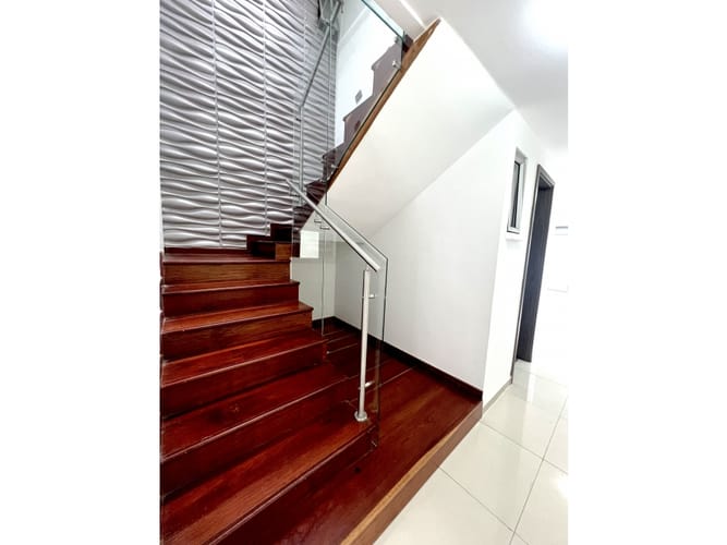 Casa de 5 alcobas en venta en La Flora, Cali, 380 m² · foto 9 de 24
