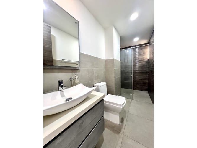 Casa de 5 alcobas en venta en La Flora, Cali, 380 m² · foto 11 de 24