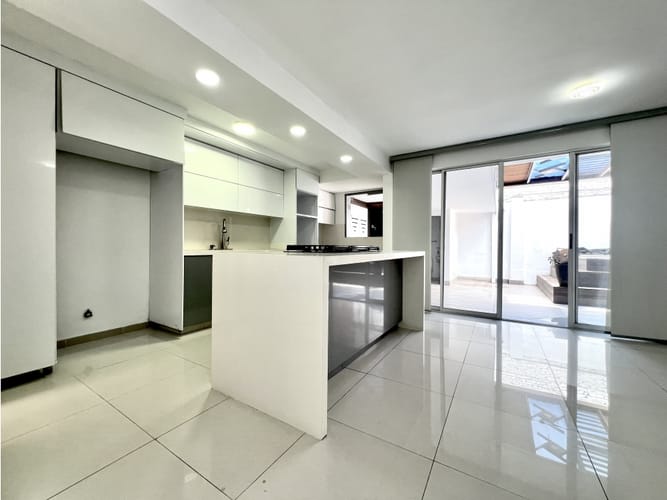 Casa de 5 alcobas en venta en La Flora, Cali, 380 m² · foto 14 de 24