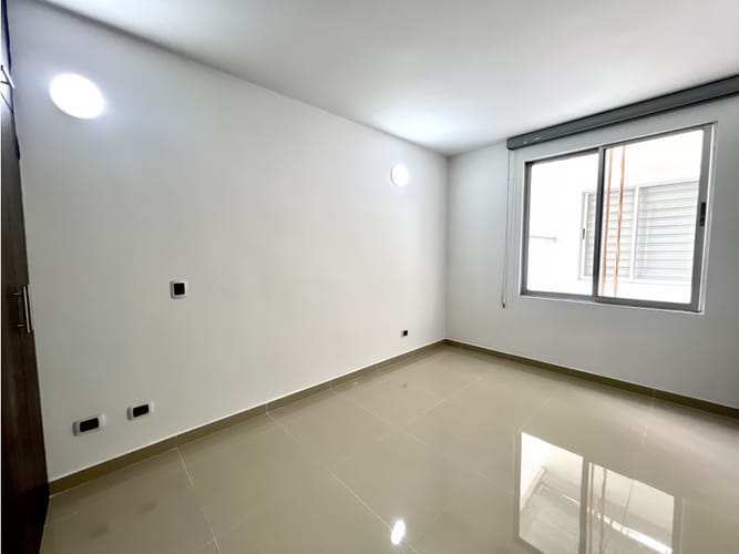 Casa de 5 alcobas en venta en La Flora, Cali, 380 m² · foto 17 de 24