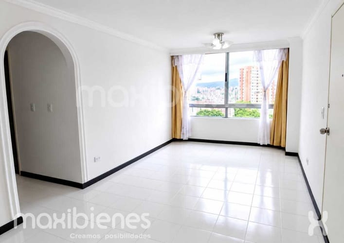 Apartamento de 3 alcobas en arriendo en Vía Las Palmas, Medellín, 70 m² · foto 2 de 9